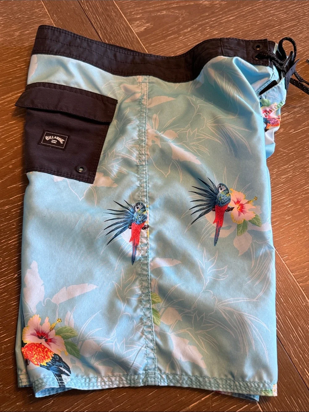 Billabong Swim Trunks boys youth floral parrot swim trunks size 27 large